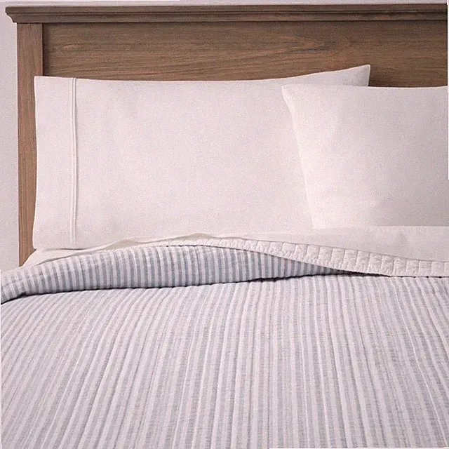 Full/Queen Reversible Cotton Stripe Quilt Light Blue - Threshold